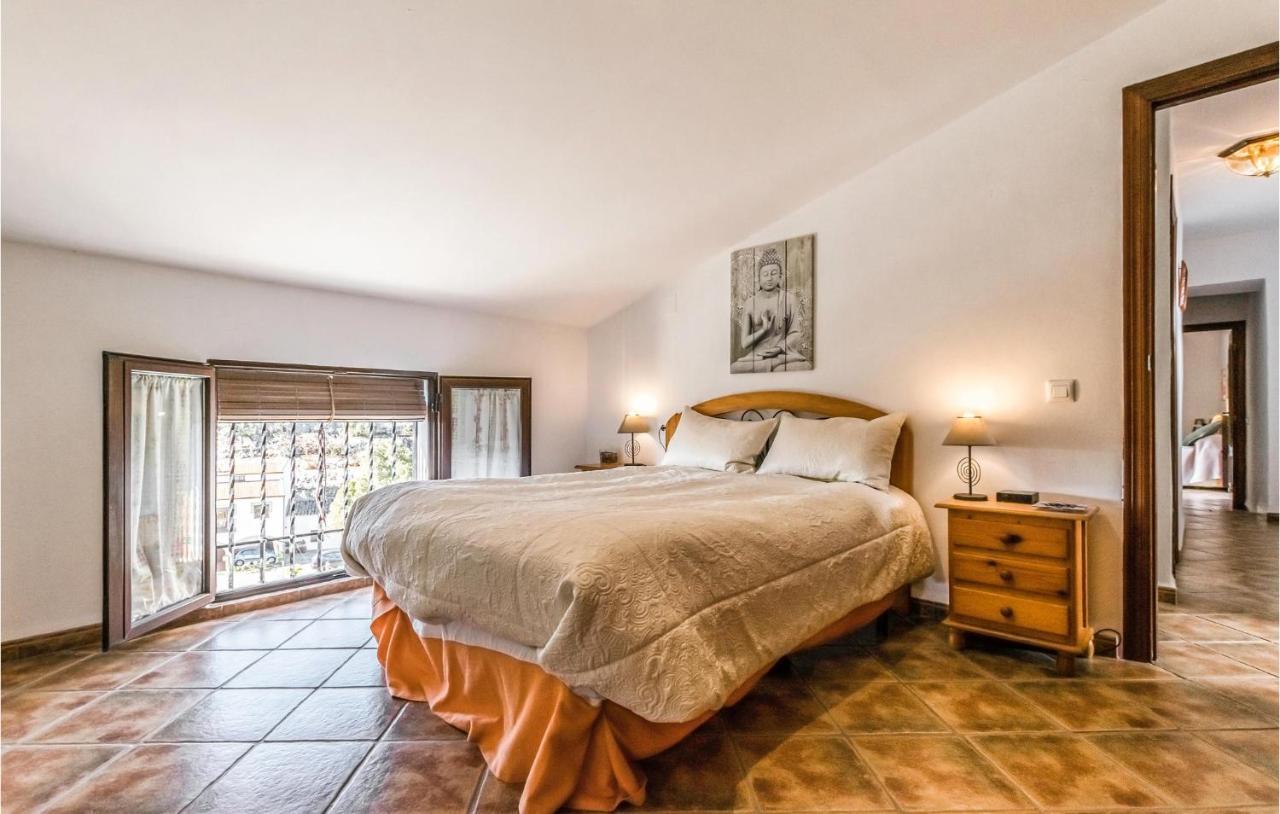 Pet Friendly Home In Hornachuelos With Kitchen Buitenkant foto